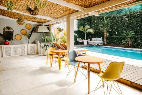 Joli Guesthouse - 수영장
