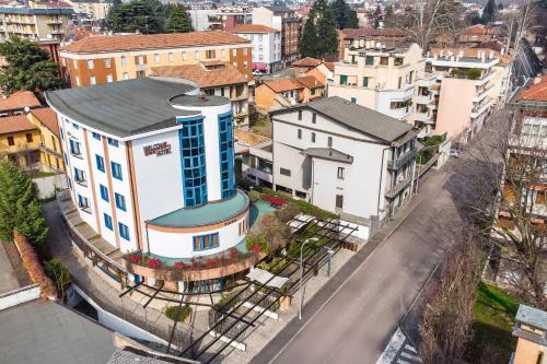 Welcome Hotel - image 6