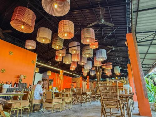 Central Privilege Hotel