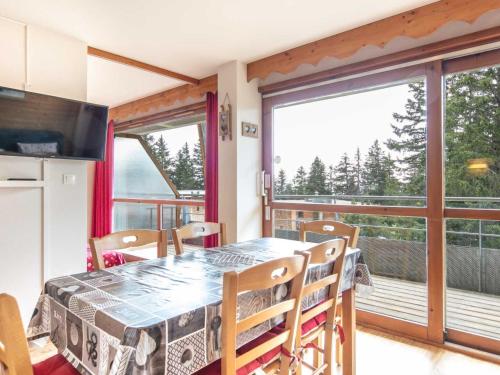 Studio V du Bachat Joubarbes E by Interhome Studio V du Bachat Joubarbes E by Interhome