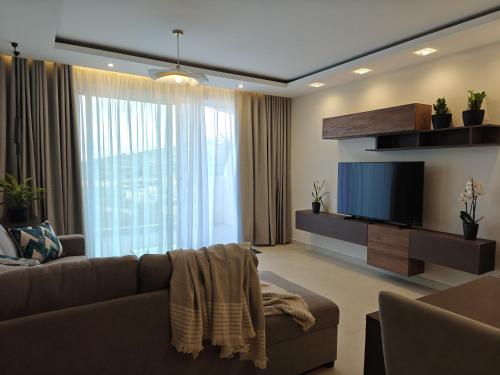 Veduta Ta Pinu Apartments with Stunning Views Garden Sauna Pool and Gym Veduta Ta Pinu Apartments with Stunning Views Garden Sauna Pool and Gym