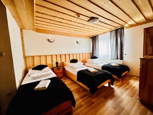 Triple Room image 10