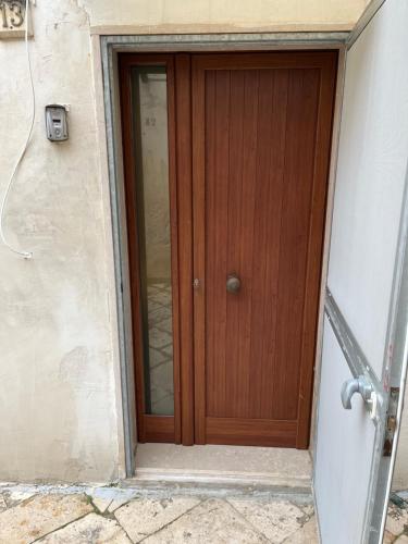 Davis Kaizen, Brindisi (foto 6)