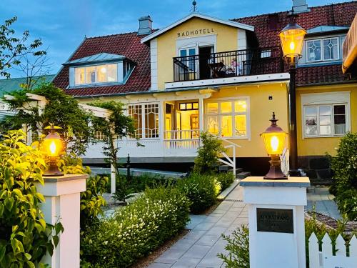 . Kivikstrand Badhotell