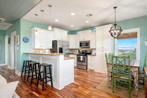 The Beach House home in Crystal Beach, USA