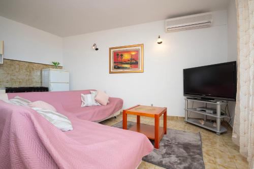 Three-Bedroom Apartment image 3