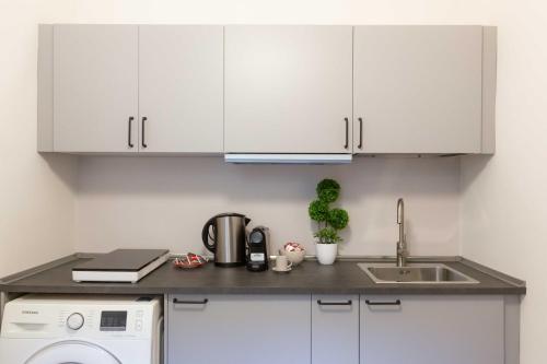 Rental in Rome Guest House 2-ZEN51 3