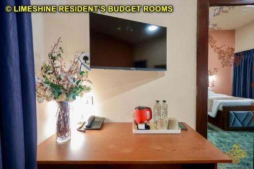 663900298 Limeshine - Airport Transit Hotels & Residences