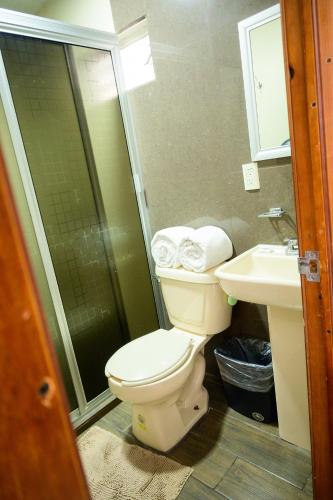 Hotel Acuario En Ocotlán 2