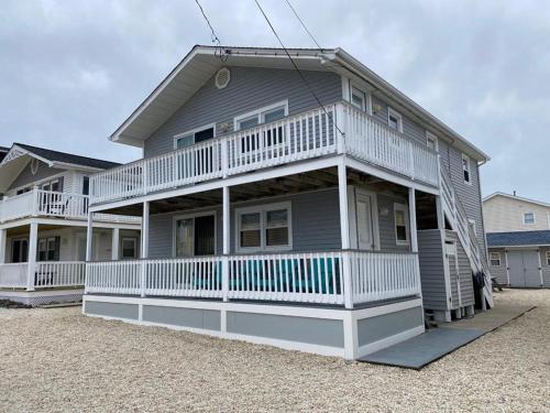 Newly Renovated Duplex Located On The Ocean Block In The Heart Of Surf City, in Surf City, USA