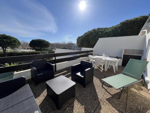 Apartment with Terrace
