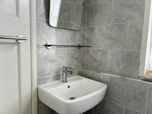 Spring Garden Guest House - image 14