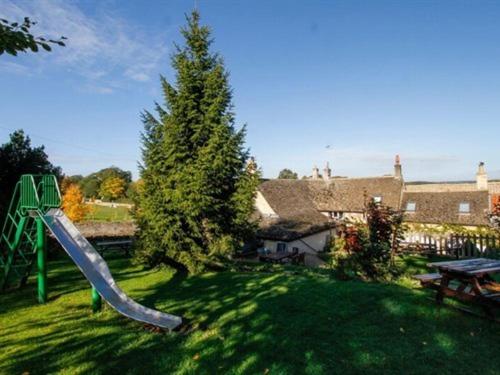 White Hart Inn - image 7