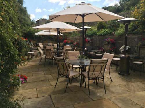 White Hart Inn - image 8