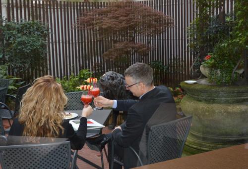 Astoria Hotel Italia - image 9