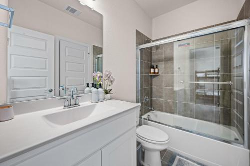 Modern 3br Lake House In Rowlett Modern 3br Lake House In Rowlett