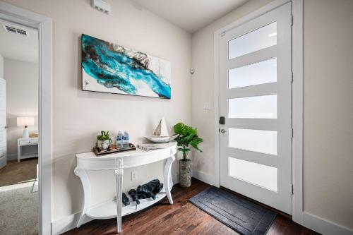 Modern 3br Lake House In Rowlett Modern 3br Lake House In Rowlett