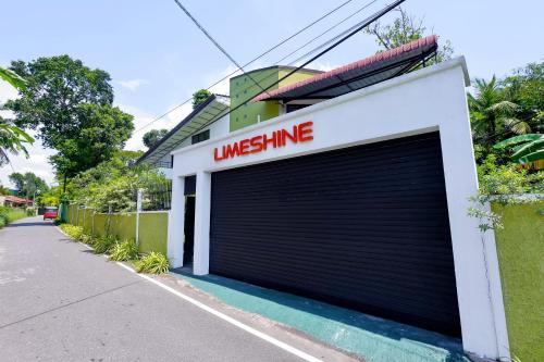 663910608 Limeshine - Airport Transit Hotels & Residences