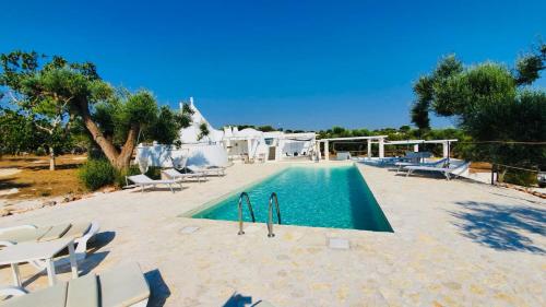 Trullo Laveneziana, Beautiful Trullo with Pool