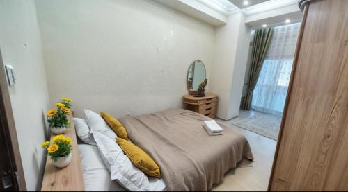 Квартира-галерея в центре города - Dushanbe