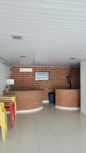 Sobrado em Condomínio Praia das Astúrias (Sobrado em Condominio Praia das Asturias) in 路易斯安東尼奧鎮