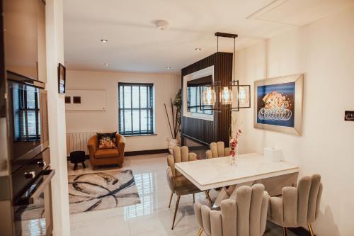 The Penthouse Luxury Central Apartment in 格洛索普