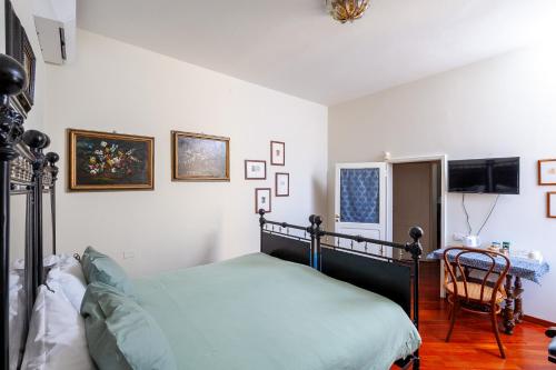 Triple Room with Bathroom room in Residenza Palazzo Marchesini