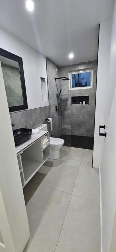 Bathroom, Highrise Condos in Calliste