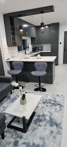 Highrise Condos in Calliste