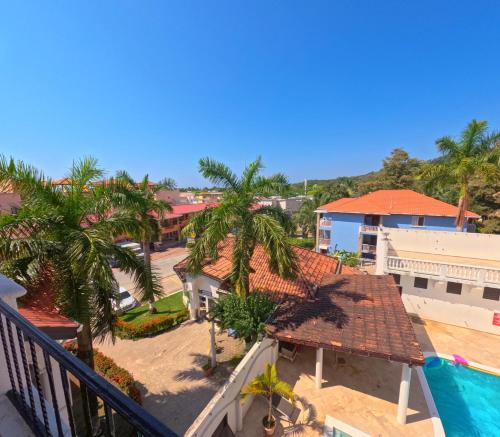 West Bay Colonial in West Bay