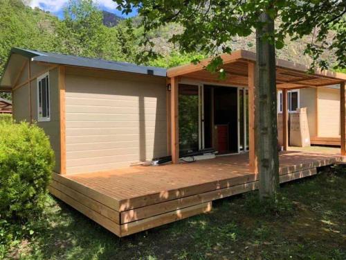Sleeps 8