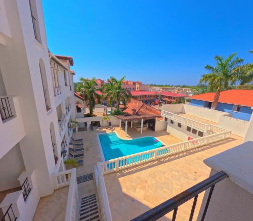 West Bay Colonial in West Bay