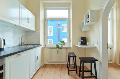 MARX - Zentrales City-Apartment in Trier - für Gruppen und Familien, Treviri (foto 9)