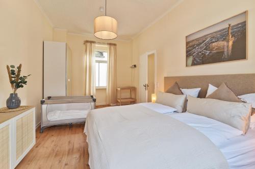 MARX - Zentrales City-Apartment in Trier - für Gruppen und Familien, Treviri (foto 10)
