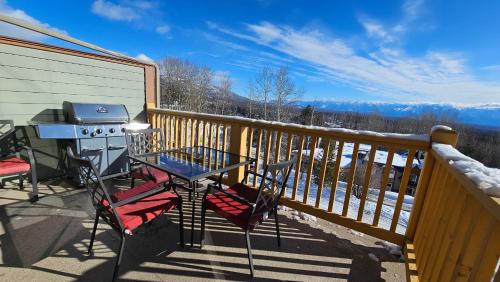 ระเบียง/ชานเรือน, Mountain Escape for Ski and Golf Enthusiasts in คิมเบอร์เลย์ (BC)