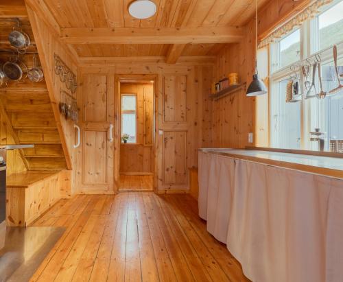 מטבח, Peaceful Home with Ocean Views in Elduvík (Peaceful Home with Ocean Views in Elduvik) in Gjogv