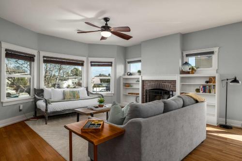 Charming South Park Home - Close Zoo & Balboa Park in San Diego, USA
