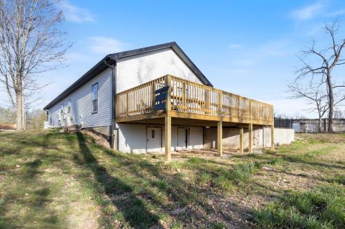 Hackberry Hideaway - Osage Beach - image 5