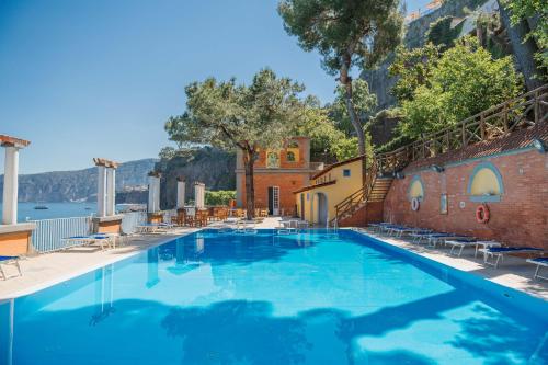 Grand Hotel Europa Palace - image 9