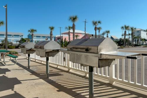 Holiday Home image 10