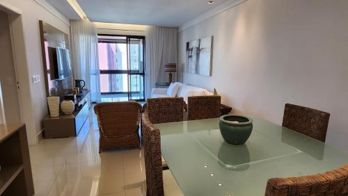 Edifício Atobá, Apartamento de 3 Suítes com Vista ao Mar, Churrasqueira na Varanda e Ar Condicionado, à 150m da Praia com Serviço Incluso, Bertioga (photo 6)