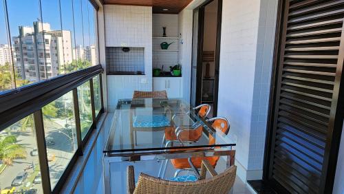 Edifício Atobá, Apartamento de 3 Suítes com Vista ao Mar, Churrasqueira na Varanda e Ar Condicionado, à 150m da Praia com Serviço Incluso, Bertioga (photo 7)