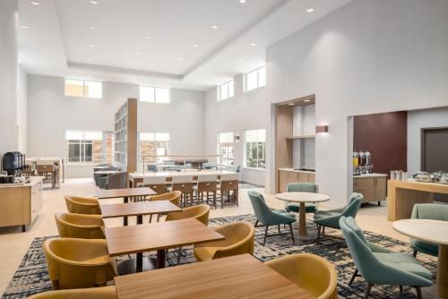 อาหารและเครื่องดื่ม, Homewood Suites by Hilton Thornton Denver in ทอร์นตัน (CO)