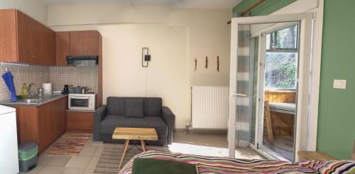 Xara' s studio in Kozani