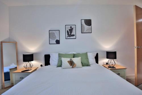 Manchester - 2-Bed Apartment - sleeps 4 - WiFi, Manchester (photo 6)