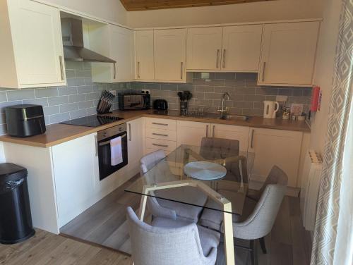 keuken, The Old Nene Golf and Country Club - Holiday Lodges in Bury