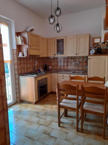 köök, La Casa Di Giuly in Fresonara