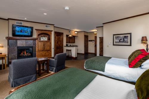 Lodge at Whitefish Lake - main image