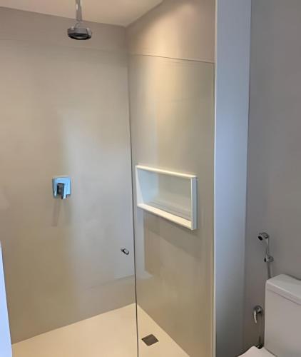Three-Bedroom Deluxe Apartment image 3