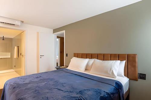 Three-Bedroom Apartment image 5